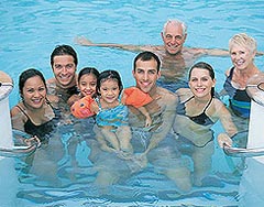 family cruise pool